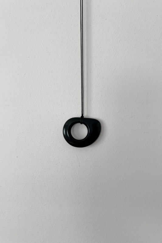 AURA BLACK