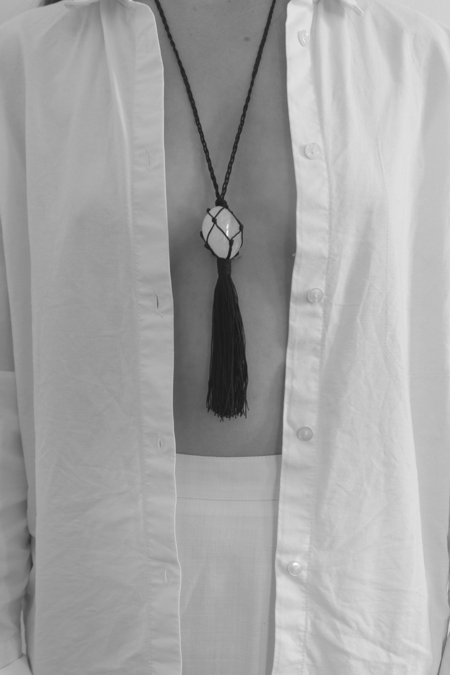 TASSEL - WHITE