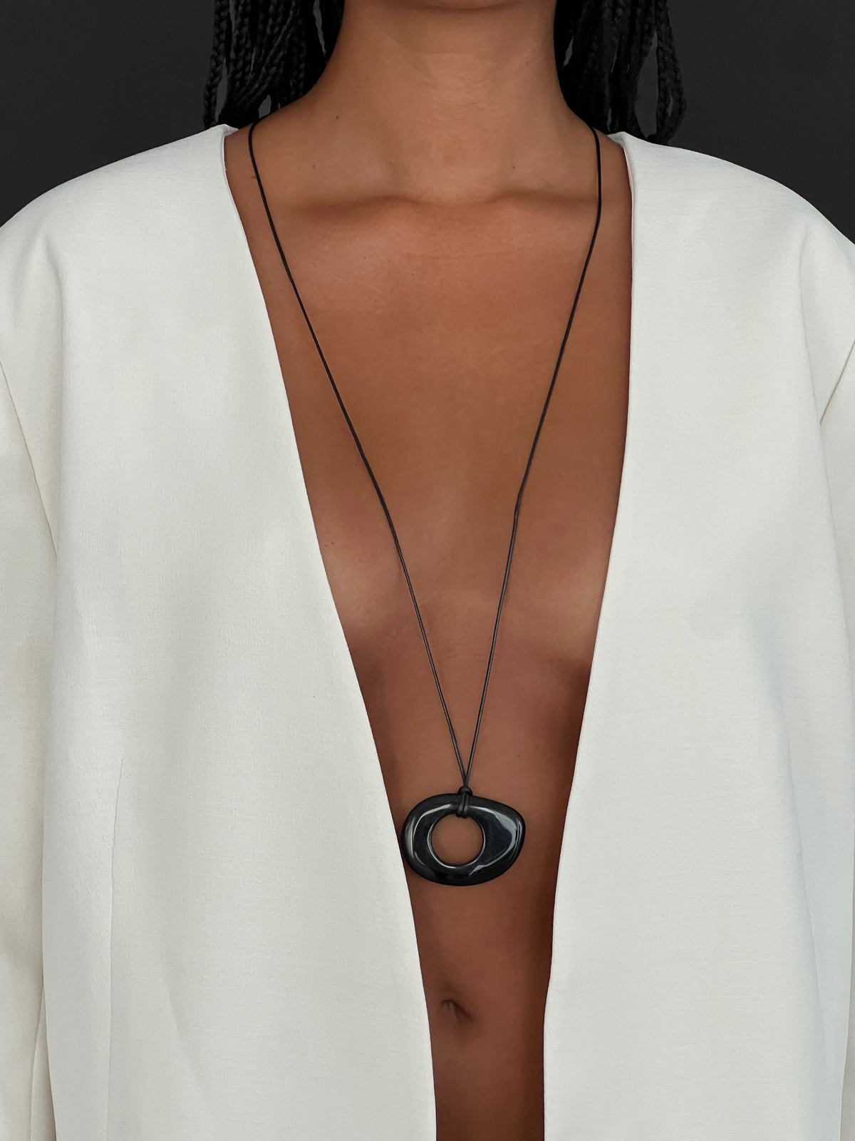 AURA BLACK
