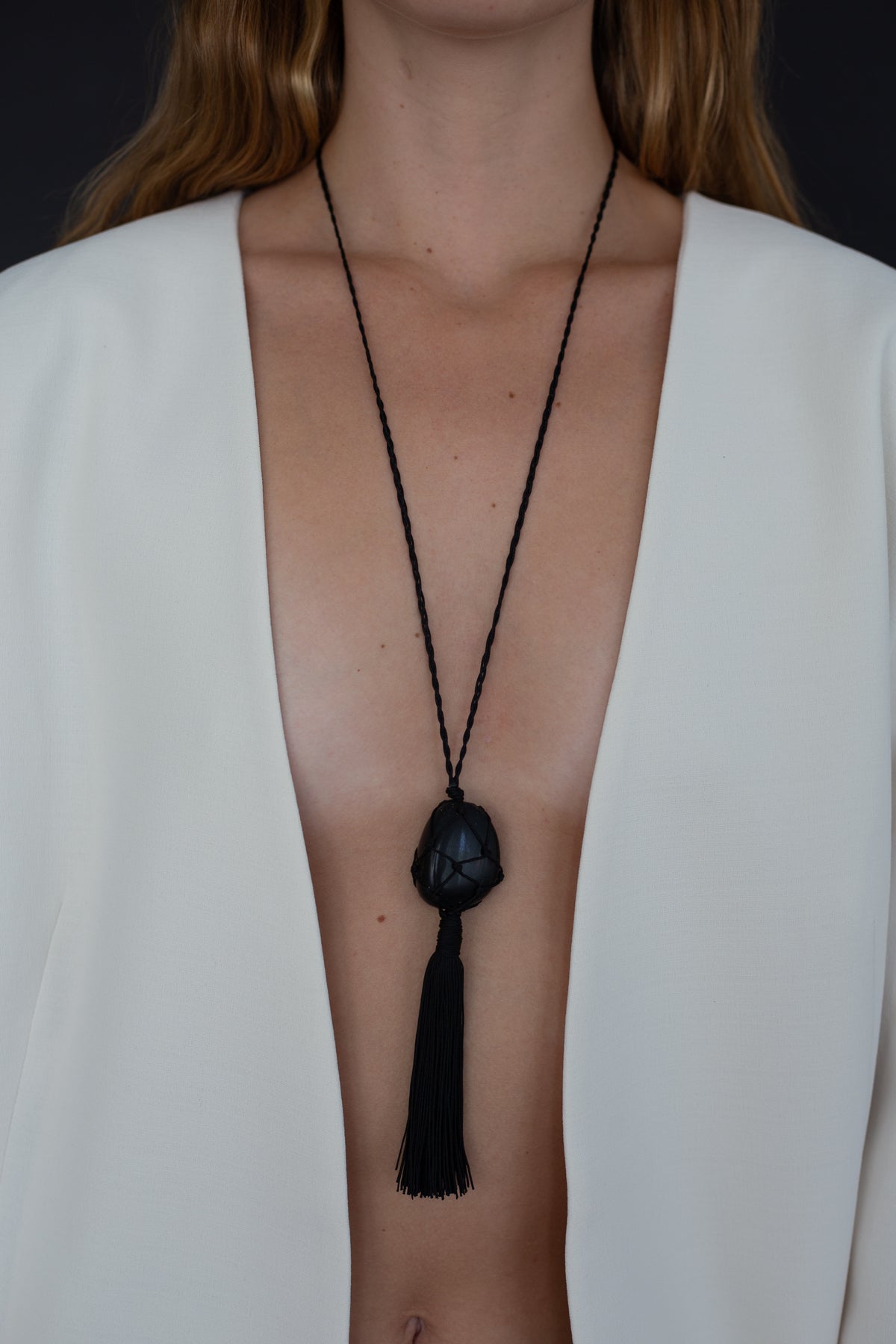 TASSEL - BLACK