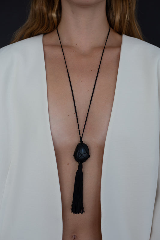 TASSEL - BLACK
