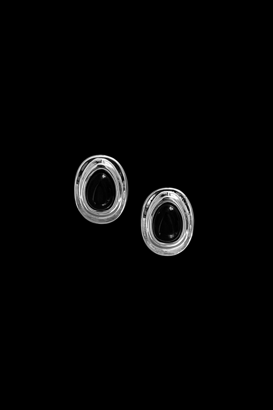 ONYX SILVER