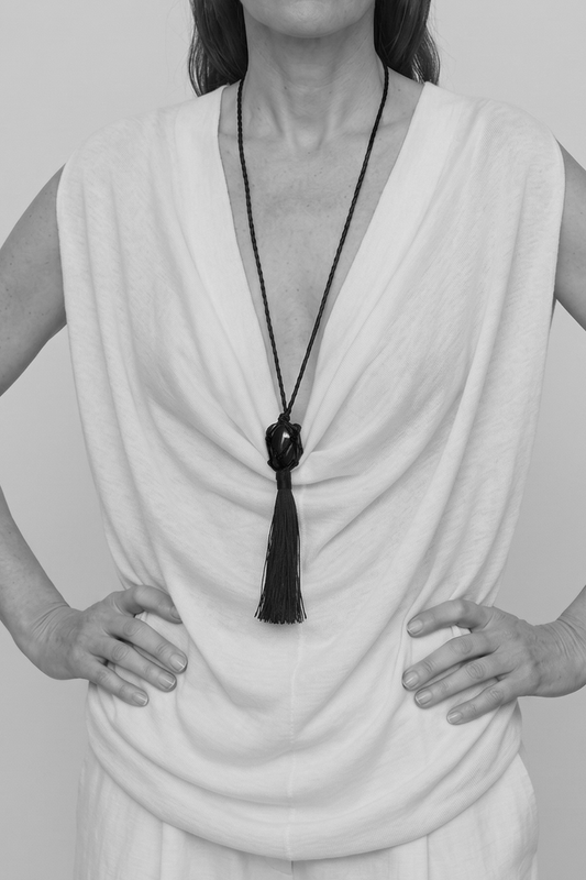 TASSEL - BLACK